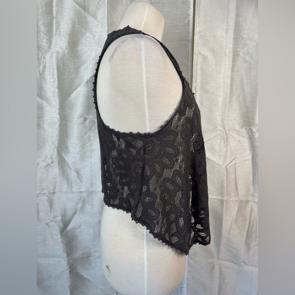 Lace Open-Front Vest - Picture 4 of 7